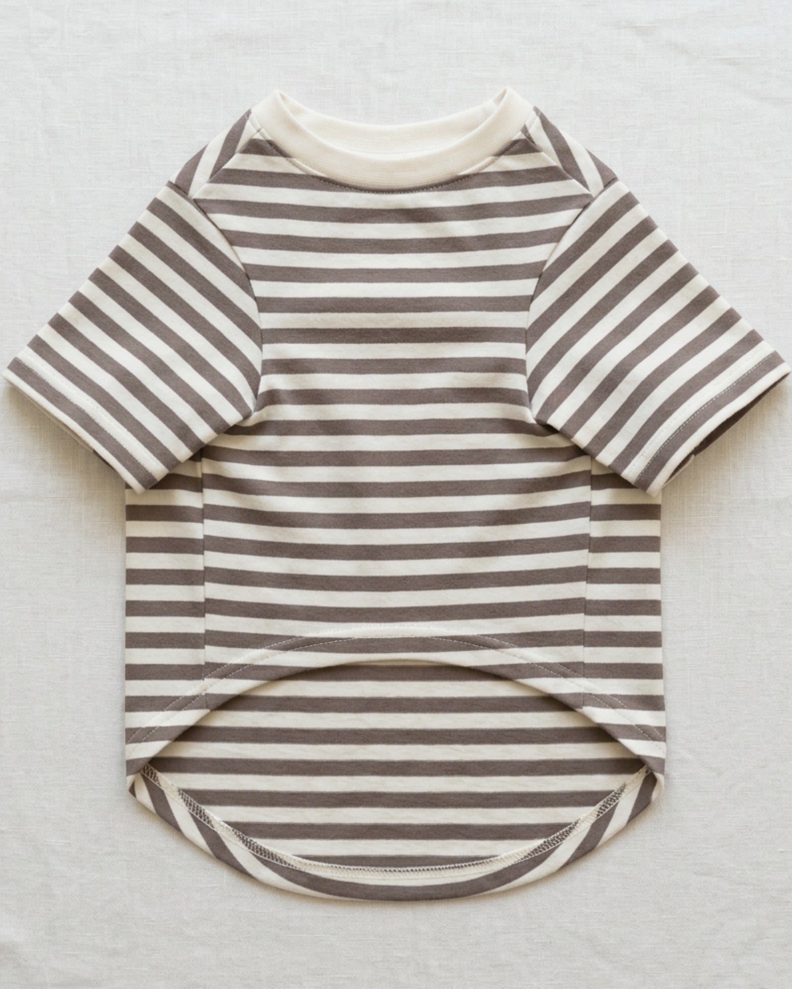 Qlvnd Striped Cotton Jersey Pet T-Shirt Small Clay Ivory - Lifestyle view